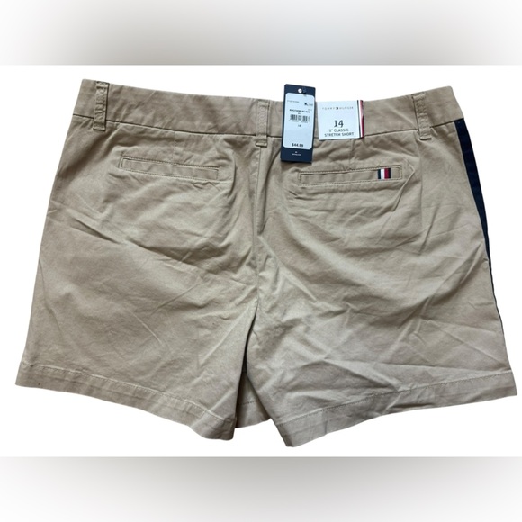 Tommy Hilfiger Classic Stretch Shorts Womens Sz 14 Flat Front Chino Below waist - Picture 11 of 16